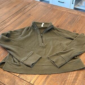 Zella Women's Olive Half-Zip Sweatshirt